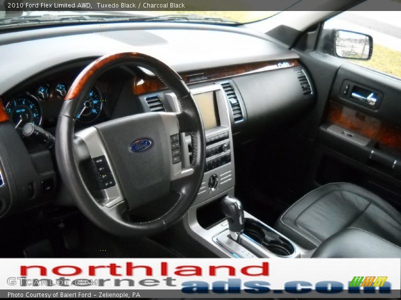 Tuxedo Black / Charcoal Black 2010 Ford Flex Limited AWD