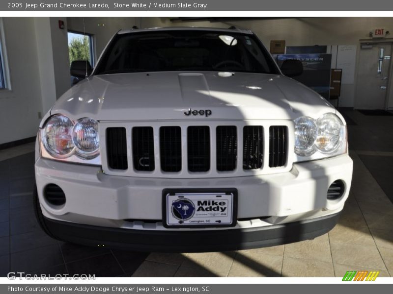 Stone White / Medium Slate Gray 2005 Jeep Grand Cherokee Laredo