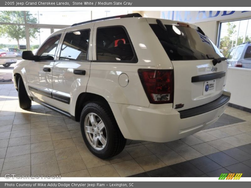 Stone White / Medium Slate Gray 2005 Jeep Grand Cherokee Laredo