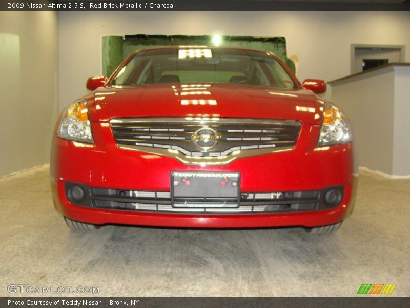 Red Brick Metallic / Charcoal 2009 Nissan Altima 2.5 S