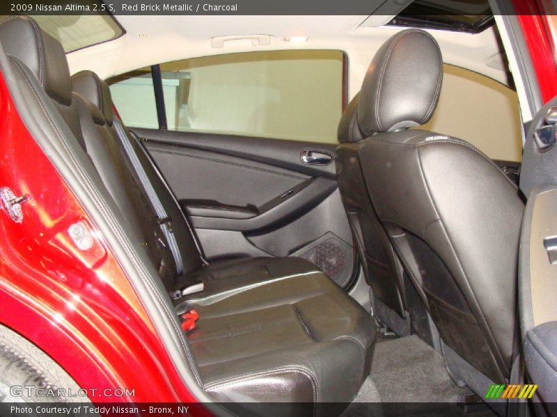 Red Brick Metallic / Charcoal 2009 Nissan Altima 2.5 S