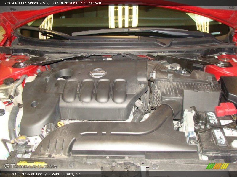 Red Brick Metallic / Charcoal 2009 Nissan Altima 2.5 S