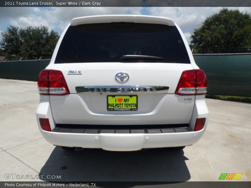 Super White / Dark Gray 2011 Toyota Land Cruiser