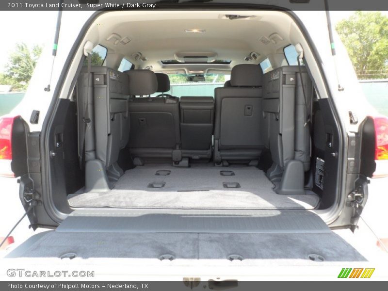 Super White / Dark Gray 2011 Toyota Land Cruiser