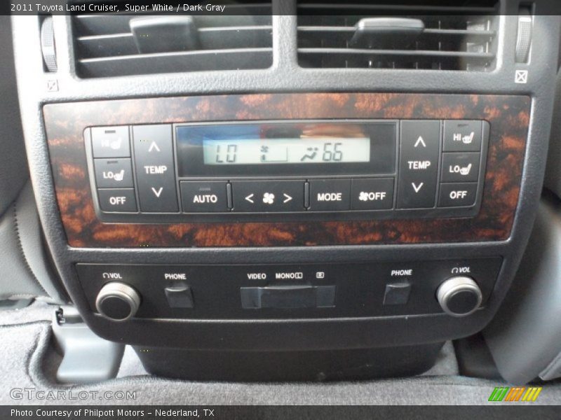 Super White / Dark Gray 2011 Toyota Land Cruiser