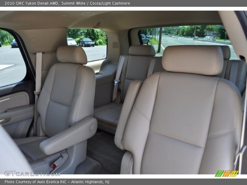 Summit White / Cocoa/Light Cashmere 2010 GMC Yukon Denali AWD