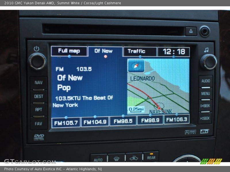 Summit White / Cocoa/Light Cashmere 2010 GMC Yukon Denali AWD