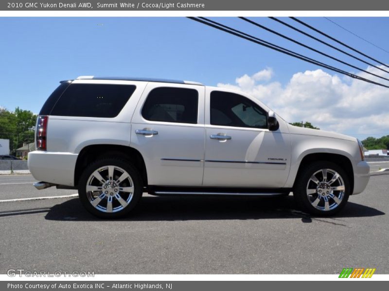 Summit White / Cocoa/Light Cashmere 2010 GMC Yukon Denali AWD
