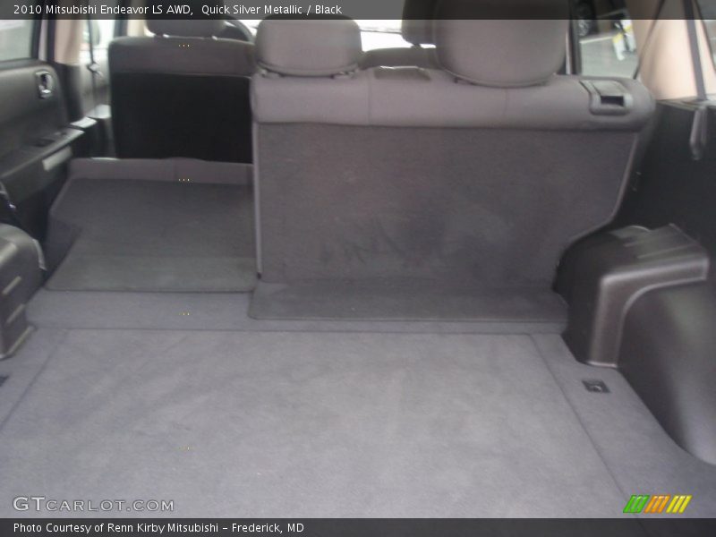 Quick Silver Metallic / Black 2010 Mitsubishi Endeavor LS AWD