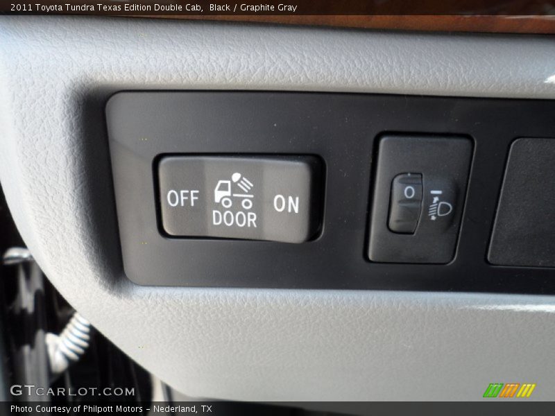 Black / Graphite Gray 2011 Toyota Tundra Texas Edition Double Cab