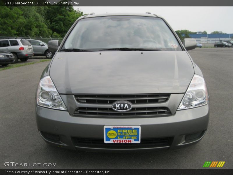 Titanium Silver / Gray 2010 Kia Sedona LX