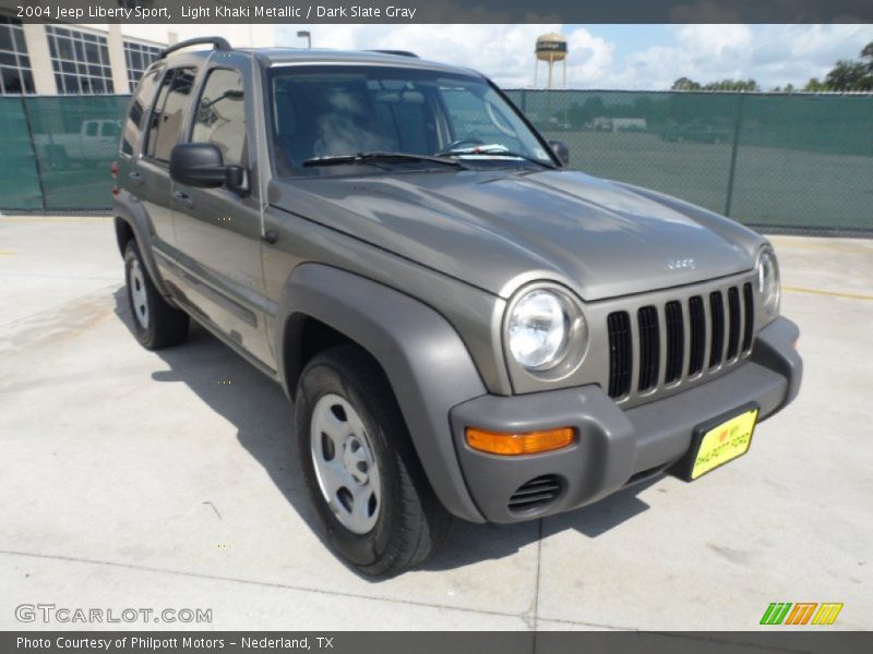 Light Khaki Metallic / Dark Slate Gray 2004 Jeep Liberty Sport
