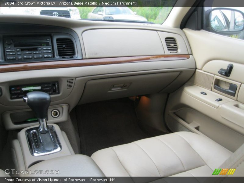 Arizona Beige Metallic / Medium Parchment 2004 Ford Crown Victoria LX