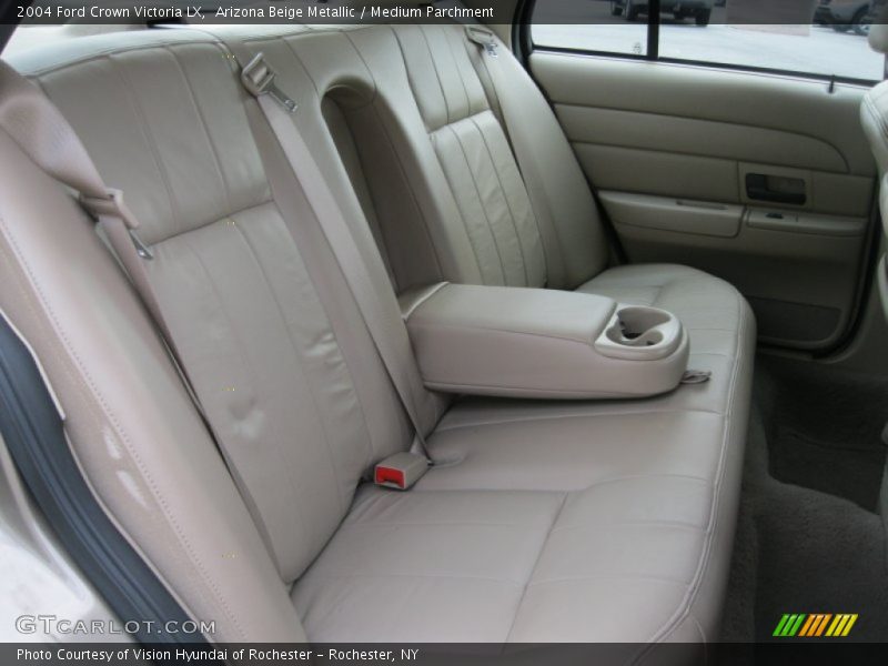  2004 Crown Victoria LX Medium Parchment Interior