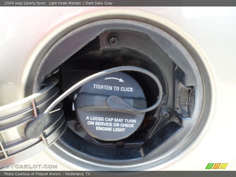 Light Khaki Metallic / Dark Slate Gray 2004 Jeep Liberty Sport
