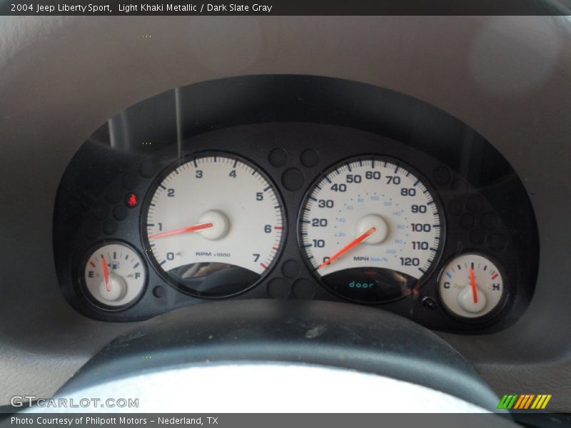 Light Khaki Metallic / Dark Slate Gray 2004 Jeep Liberty Sport