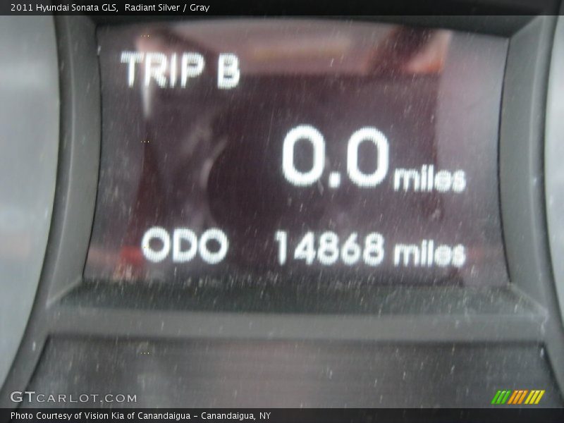 Radiant Silver / Gray 2011 Hyundai Sonata GLS