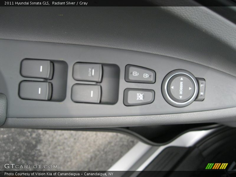 Radiant Silver / Gray 2011 Hyundai Sonata GLS