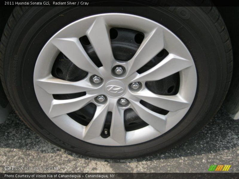 Radiant Silver / Gray 2011 Hyundai Sonata GLS