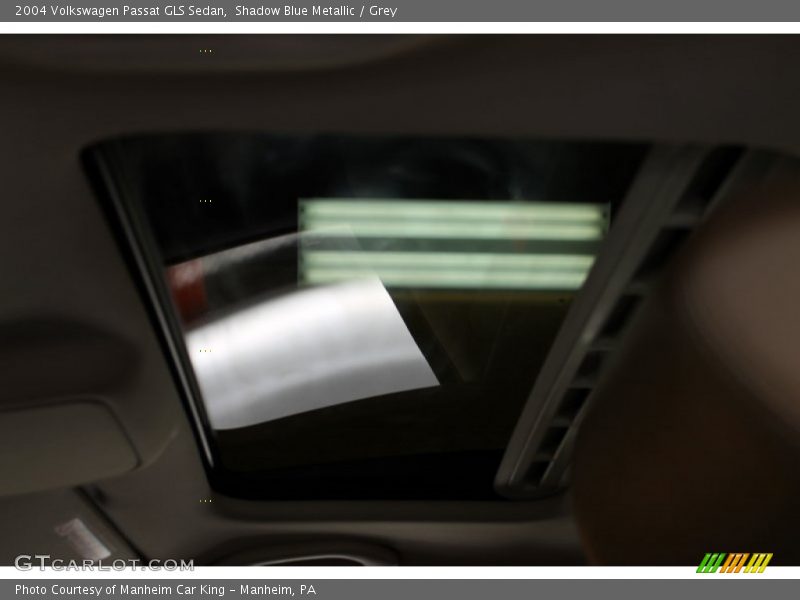 Shadow Blue Metallic / Grey 2004 Volkswagen Passat GLS Sedan