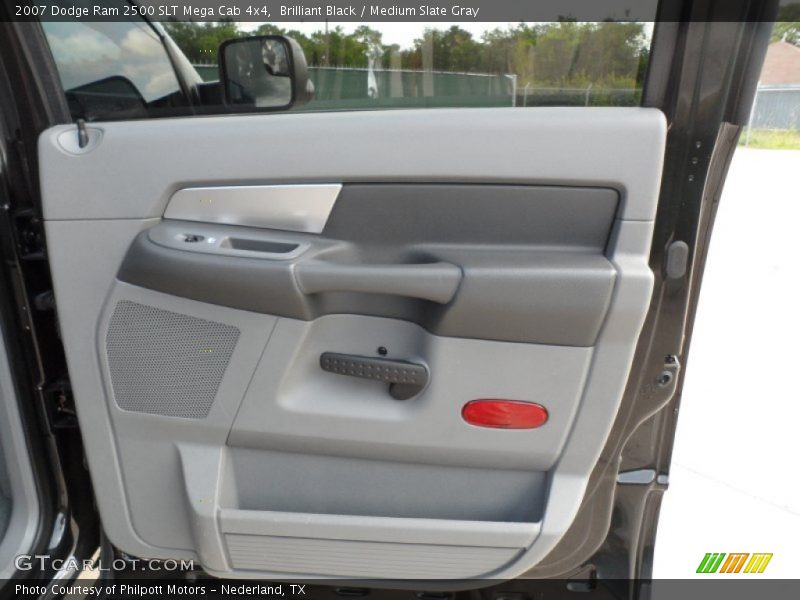 Door Panel of 2007 Ram 2500 SLT Mega Cab 4x4