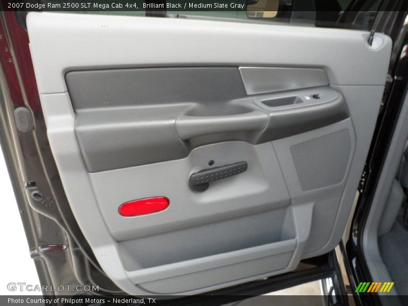 Door Panel of 2007 Ram 2500 SLT Mega Cab 4x4