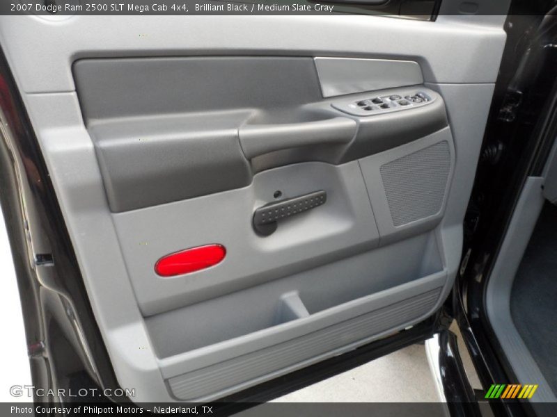 Door Panel of 2007 Ram 2500 SLT Mega Cab 4x4