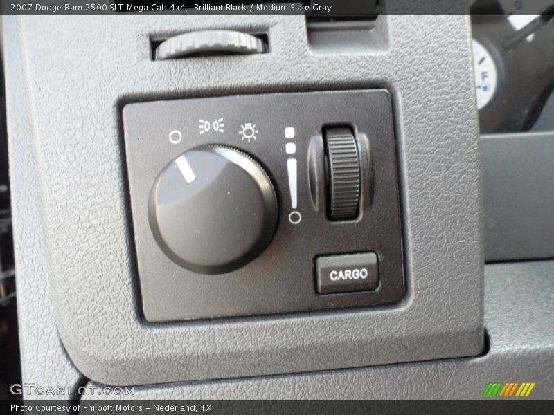 Controls of 2007 Ram 2500 SLT Mega Cab 4x4
