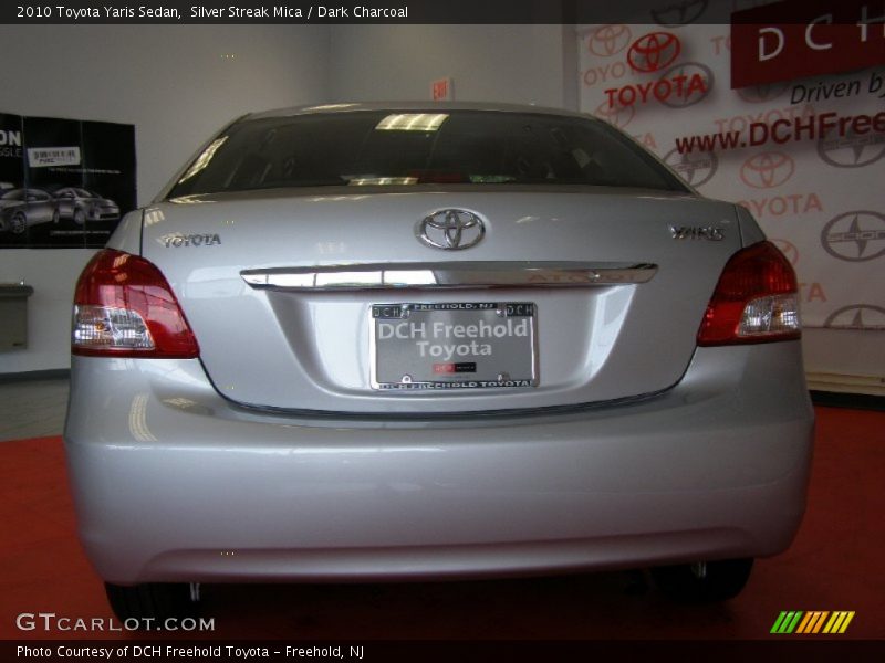 Silver Streak Mica / Dark Charcoal 2010 Toyota Yaris Sedan