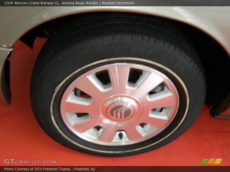 Arizona Beige Metallic / Medium Parchment 2005 Mercury Grand Marquis LS