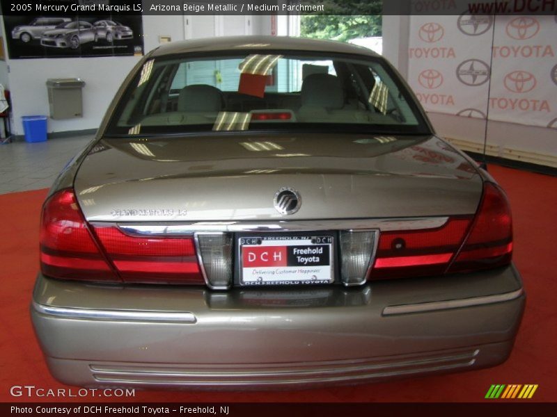 Arizona Beige Metallic / Medium Parchment 2005 Mercury Grand Marquis LS
