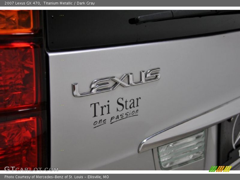 Titanium Metallic / Dark Gray 2007 Lexus GX 470