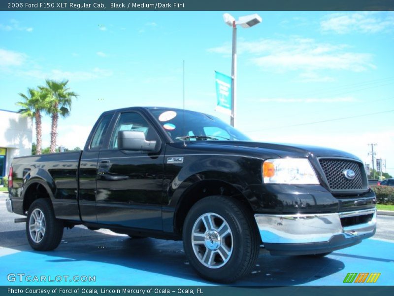 Black / Medium/Dark Flint 2006 Ford F150 XLT Regular Cab