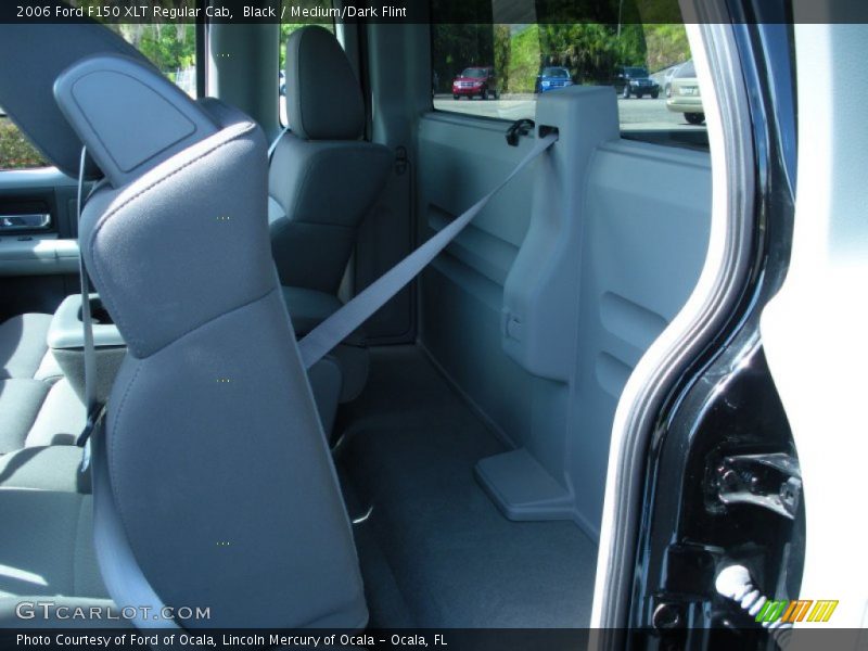 Black / Medium/Dark Flint 2006 Ford F150 XLT Regular Cab