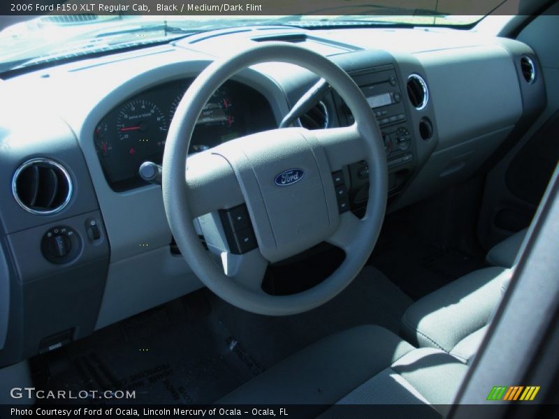 Black / Medium/Dark Flint 2006 Ford F150 XLT Regular Cab