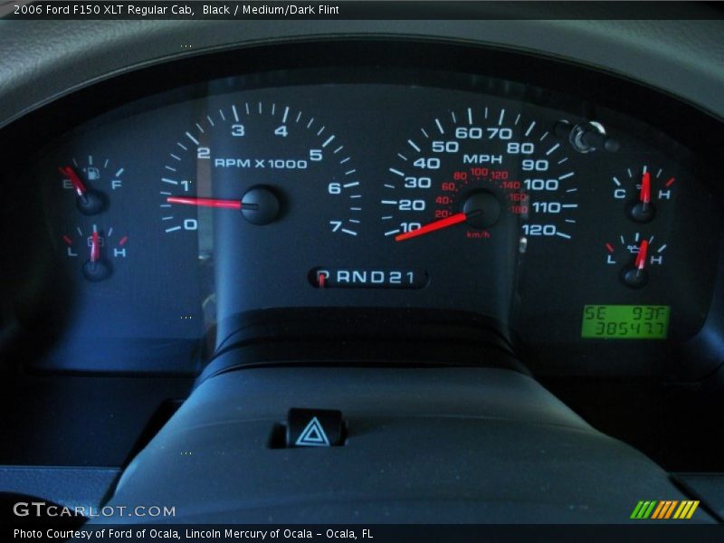 Black / Medium/Dark Flint 2006 Ford F150 XLT Regular Cab