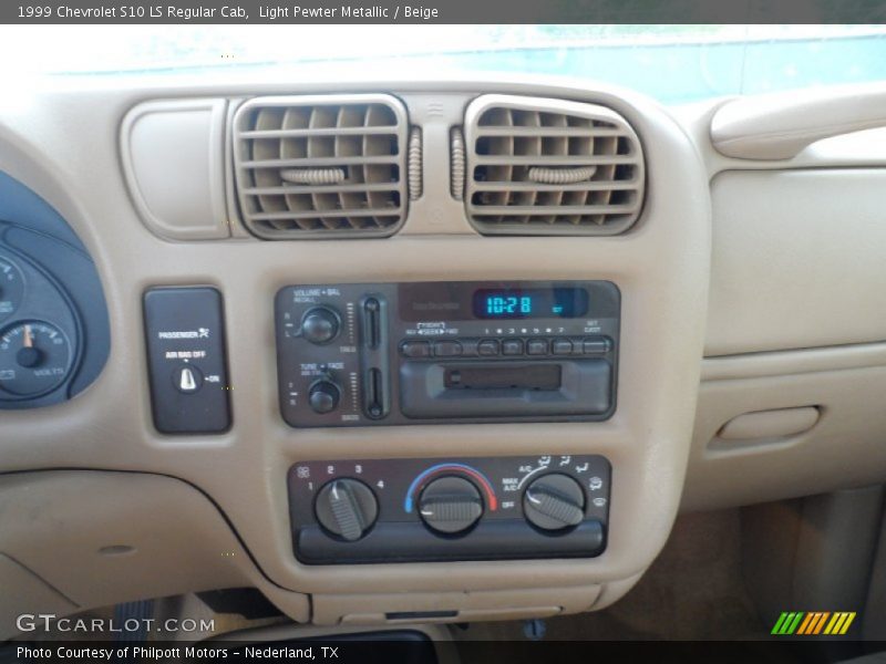 Controls of 1999 S10 LS Regular Cab