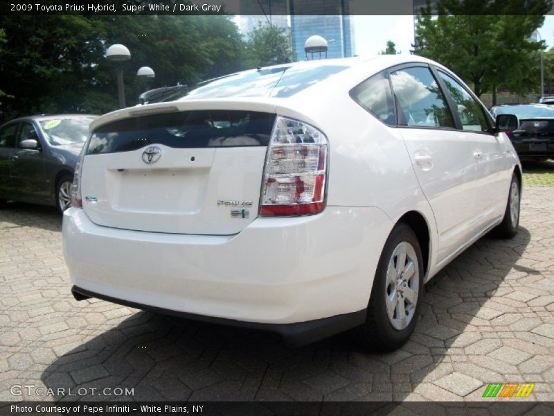 Super White / Dark Gray 2009 Toyota Prius Hybrid