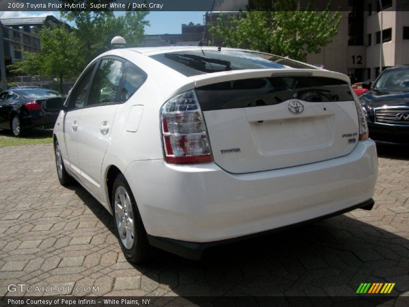 Super White / Dark Gray 2009 Toyota Prius Hybrid