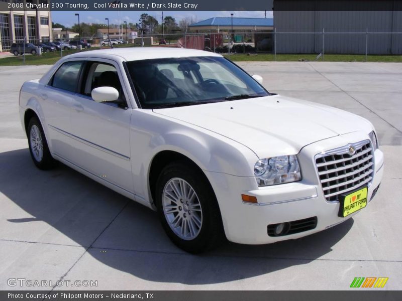 Cool Vanilla White / Dark Slate Gray 2008 Chrysler 300 Touring