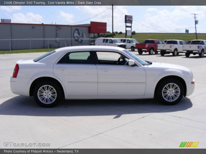 Cool Vanilla White / Dark Slate Gray 2008 Chrysler 300 Touring