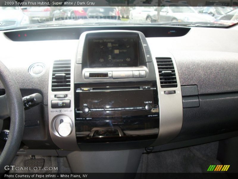 Super White / Dark Gray 2009 Toyota Prius Hybrid