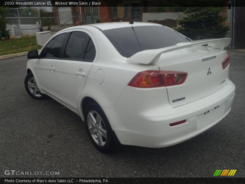 Wicked White Satin / Black 2009 Mitsubishi Lancer ES