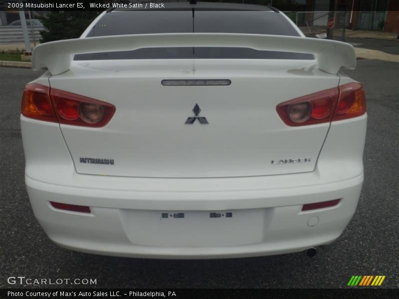 Wicked White Satin / Black 2009 Mitsubishi Lancer ES
