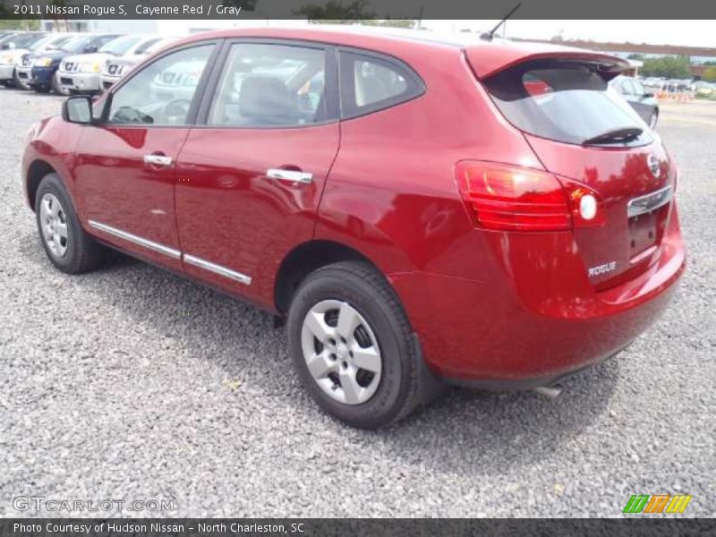 Cayenne Red / Gray 2011 Nissan Rogue S