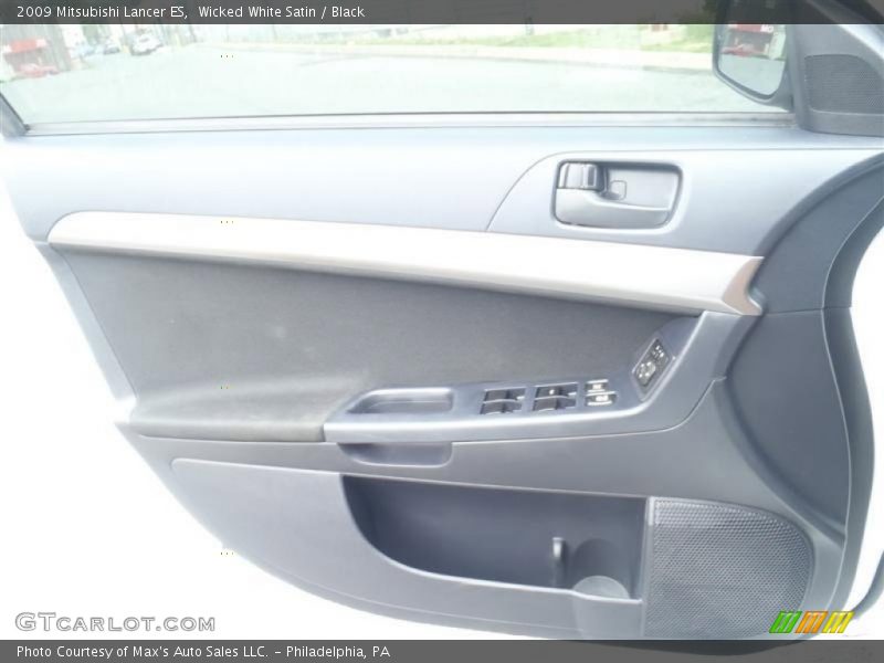 Wicked White Satin / Black 2009 Mitsubishi Lancer ES