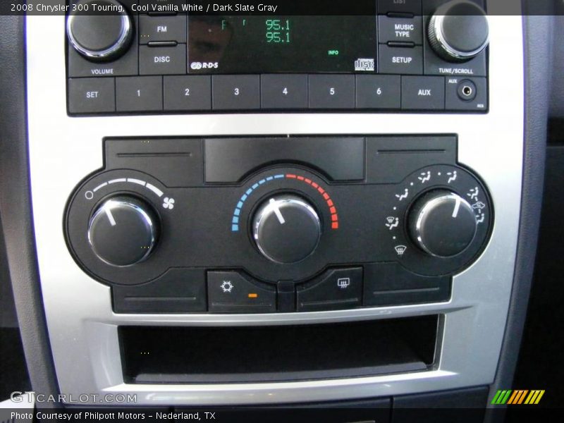 Cool Vanilla White / Dark Slate Gray 2008 Chrysler 300 Touring