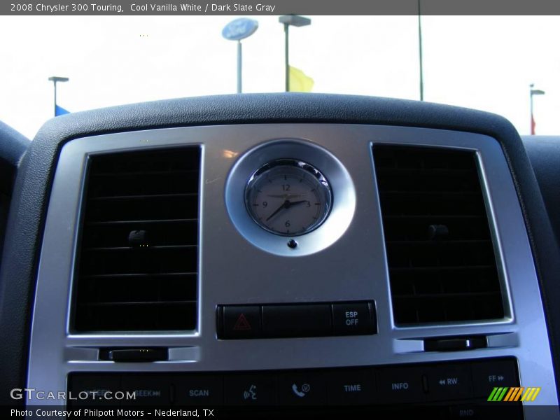 Cool Vanilla White / Dark Slate Gray 2008 Chrysler 300 Touring