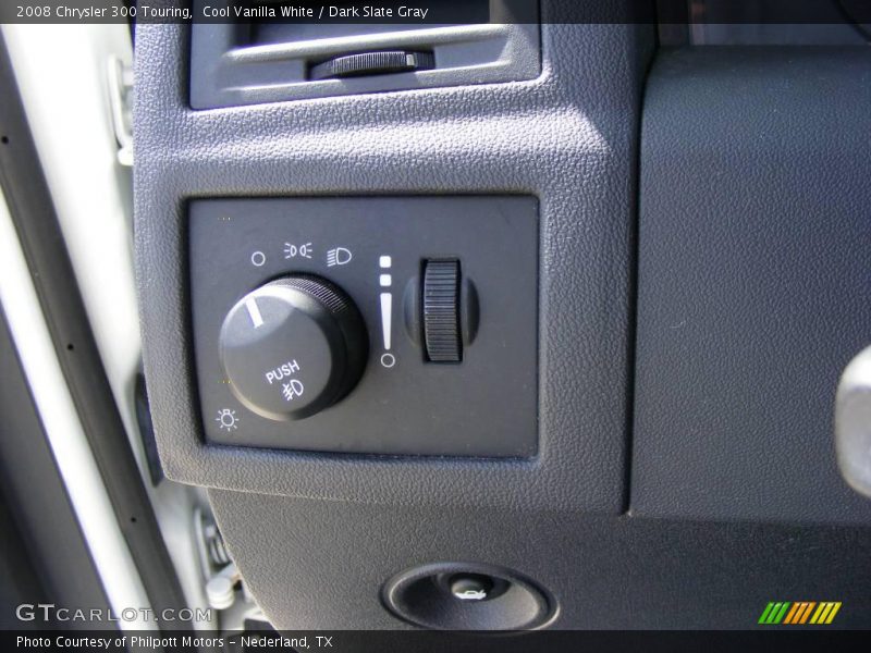 Cool Vanilla White / Dark Slate Gray 2008 Chrysler 300 Touring