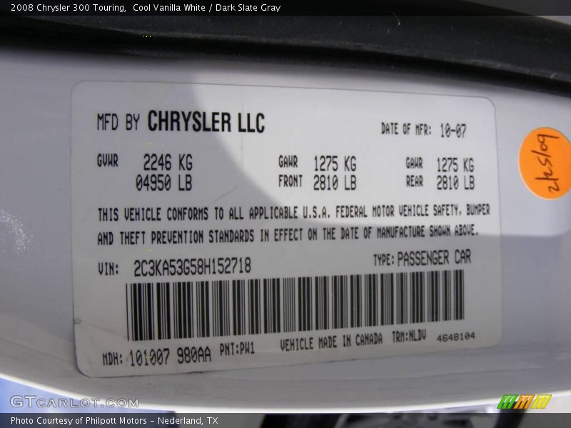 Cool Vanilla White / Dark Slate Gray 2008 Chrysler 300 Touring